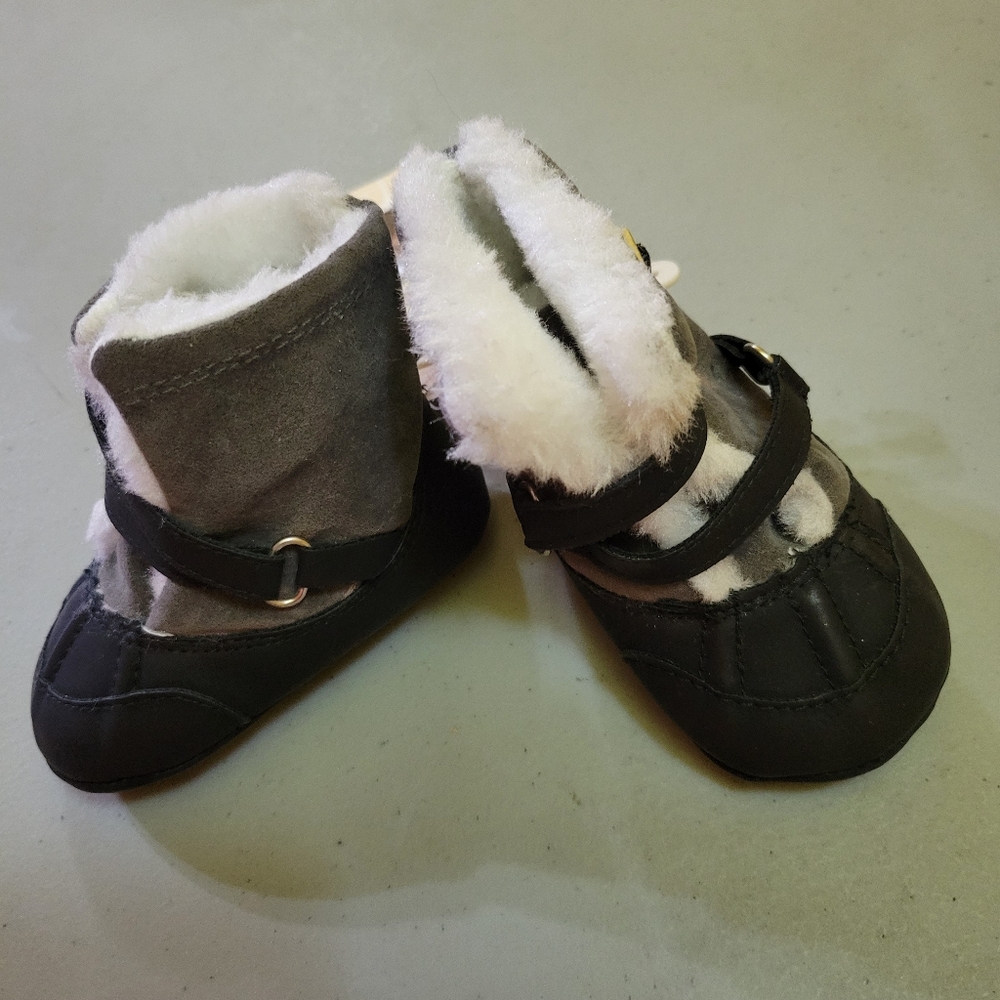Snow Boots